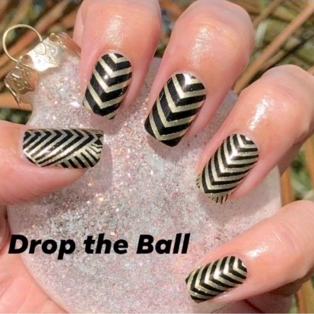 Color Street - Drop the Ball